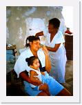 Tre mie amiche, momento di coiffeures ..Havana - Cuba * 348 x 464 * (48KB)